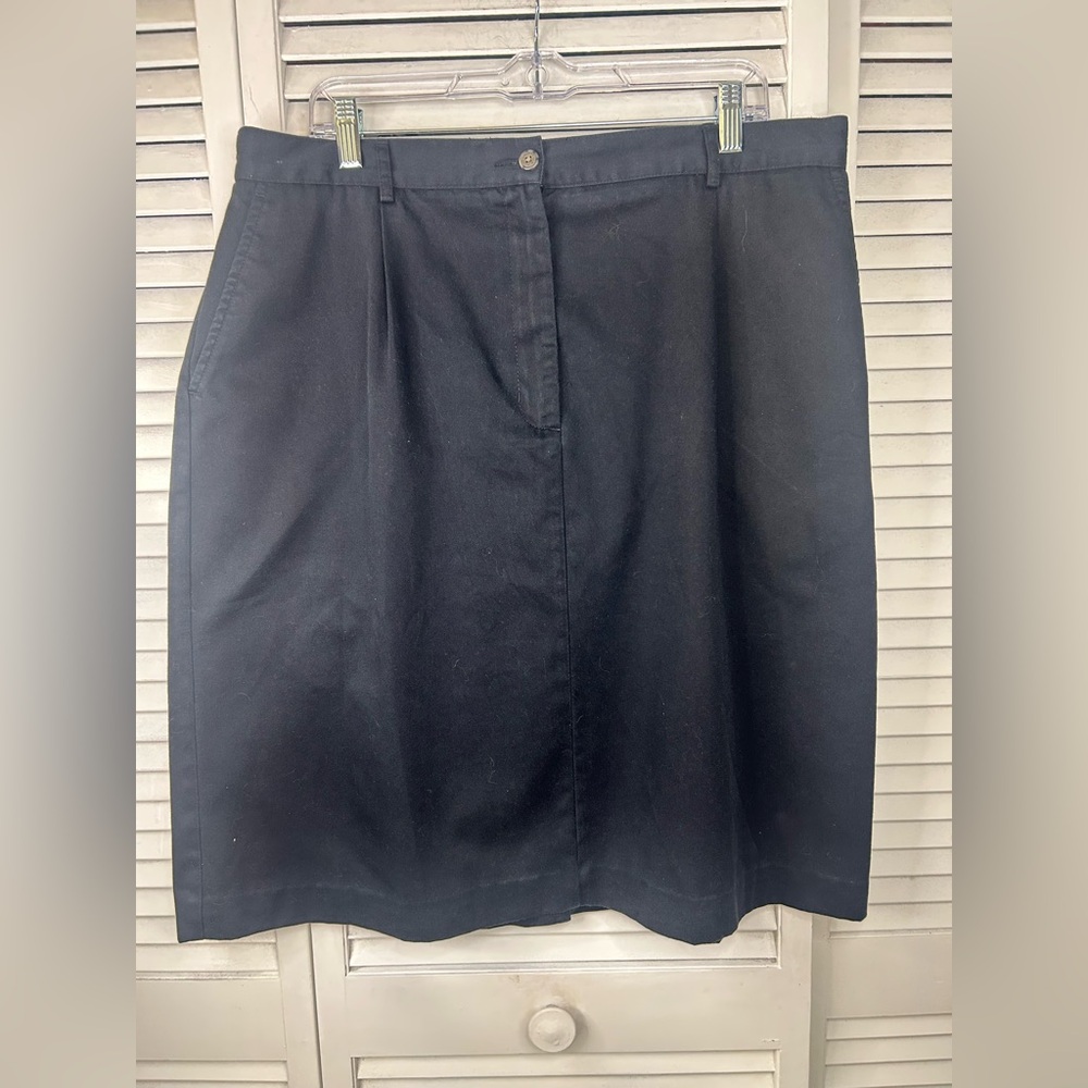 LL Bean Classic Black Women's‎ Skirt Size 20